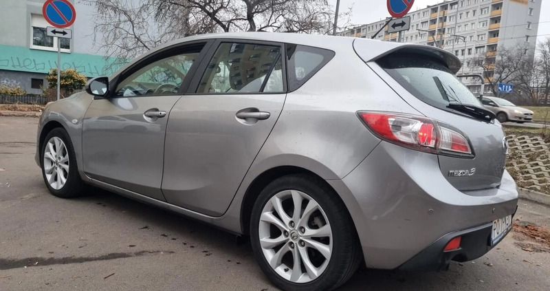 Mazda 3 cena 12000 przebieg: 221500, rok produkcji 2010 z Poznań małe 301